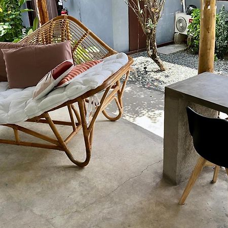 Yay Lodge Siargao, Private Room 1 With Ac & Hot Shower And Fast Starlink Wifi General Luna  Ngoại thất bức ảnh